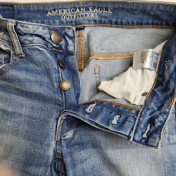 AE Tomgirl - Ripped, stretchy, Raw Ankle Cut Jeans Size: 2 - Picture 7 of 12